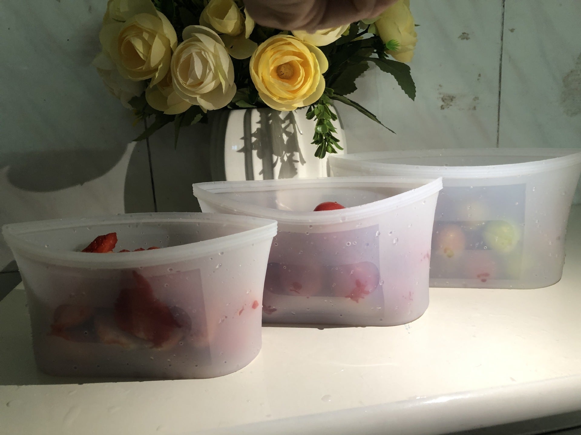 Reusable Silicone Food Storage Bags Set of 3 - Leak-Proof Sandwich & Snack Containers - BPA Free